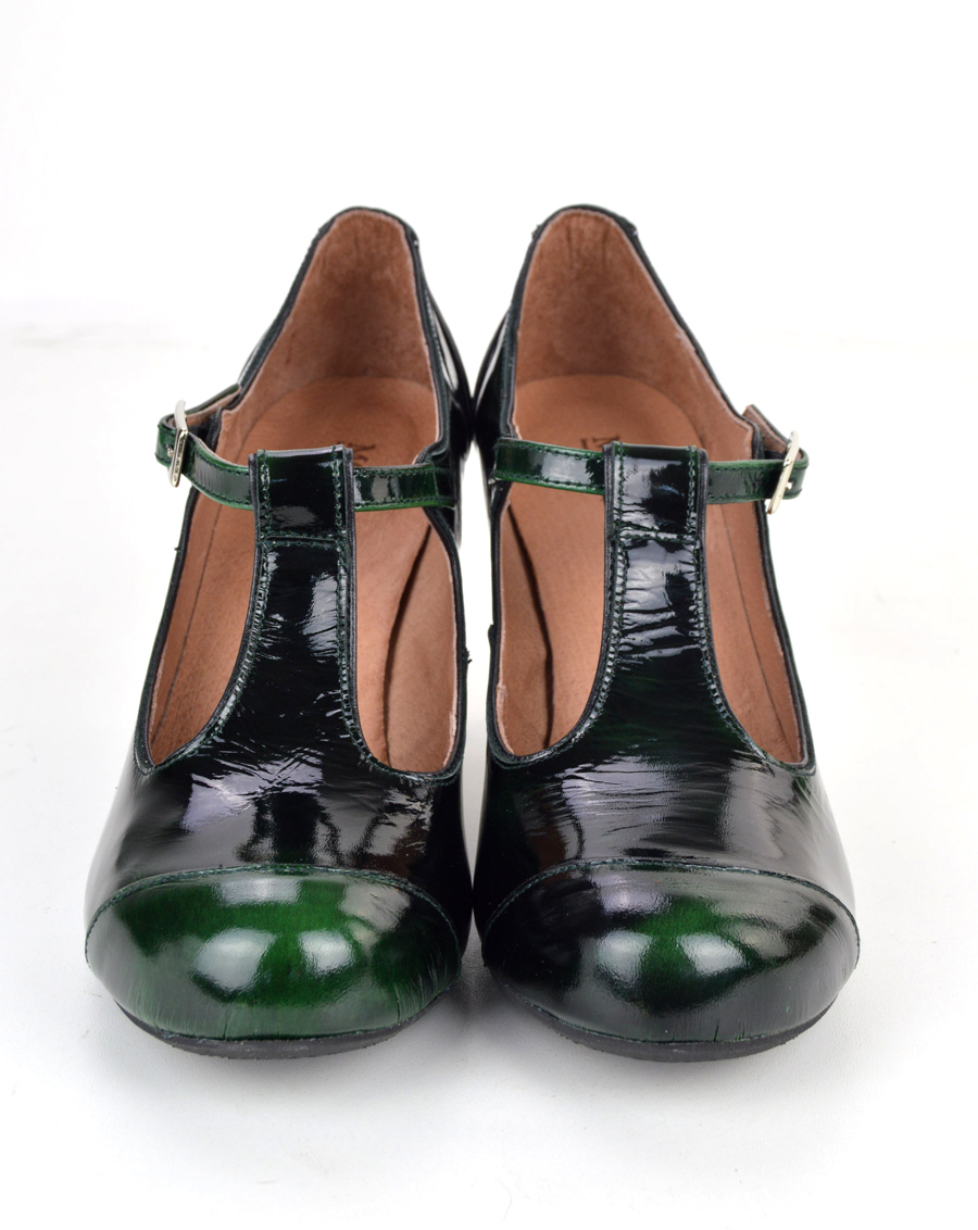 green leather shoes womens