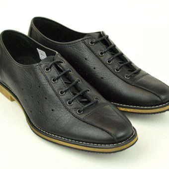 The Strike - Women's Black Bowling Shoes Mod Style Image