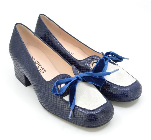 modshoes-ladies-vintage-retro-style-60s-shoes-The-Nina-in-blue-white-03