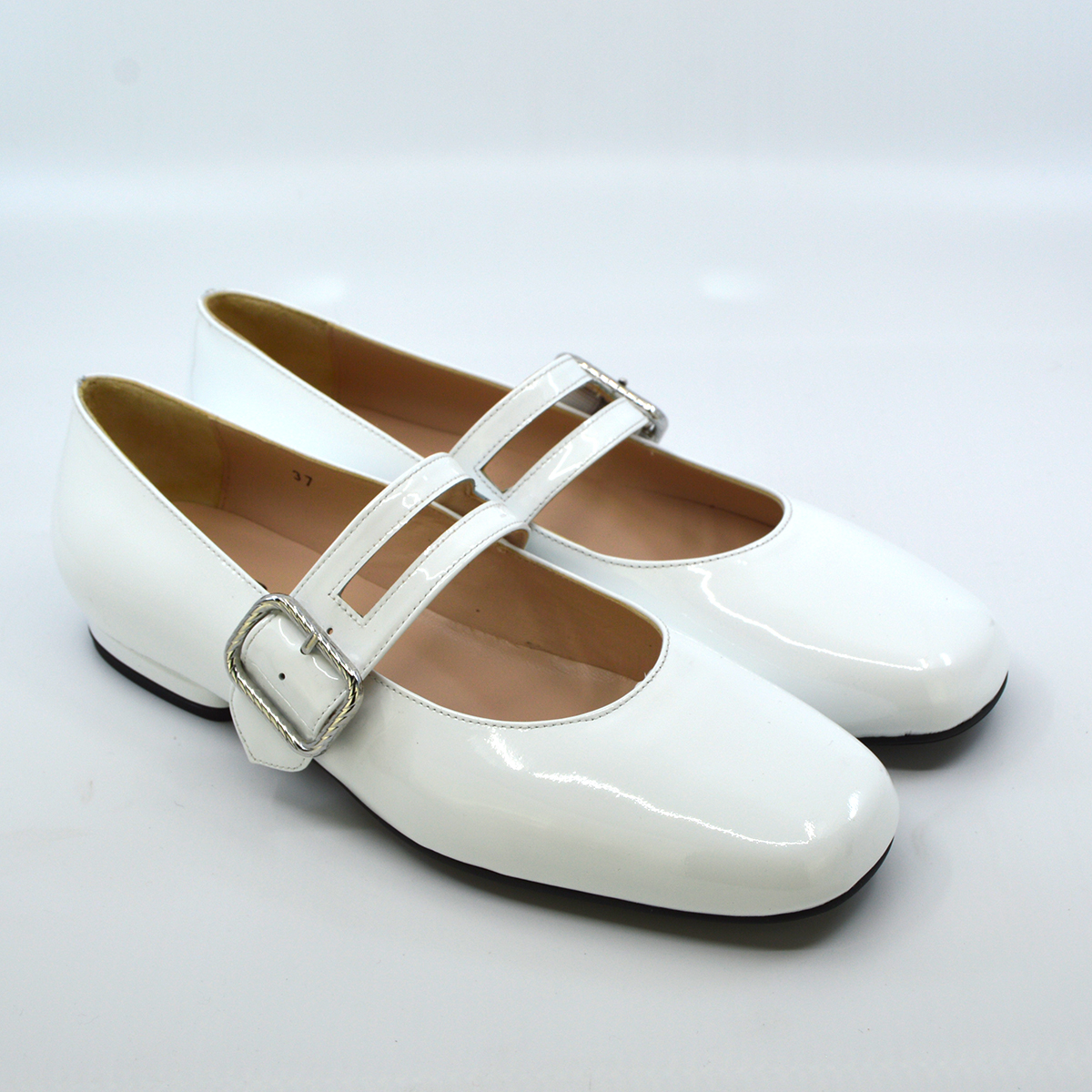 The Prudence – Ladies Flat Retro Vintage 60's Twiggy Style Shoe in